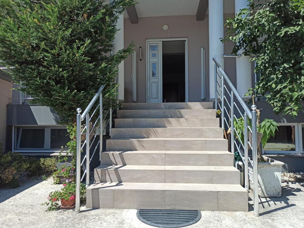 Apartment'S Meti Ulcinj Exteriér fotografie